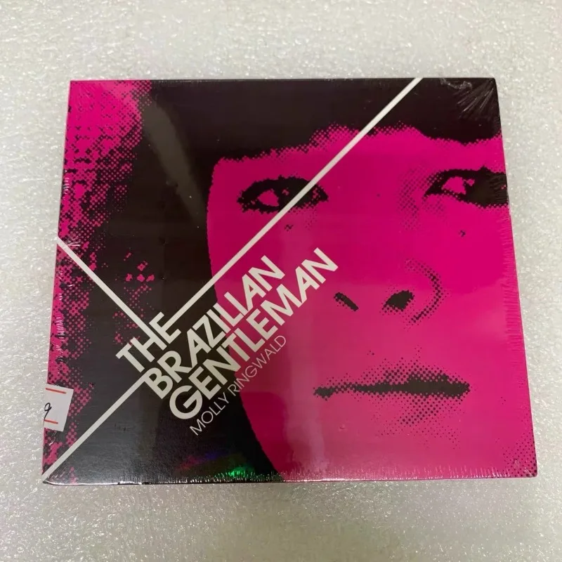 Фото Музыкальный CD-диск Молли Рингвалд: коллекция классических хитов в стиле поп, R&B, хип-хоп, рок. Высококачественный Hi-Fi аудио для автомобильной стереосистемы. Подарок для любителей музыки. №1