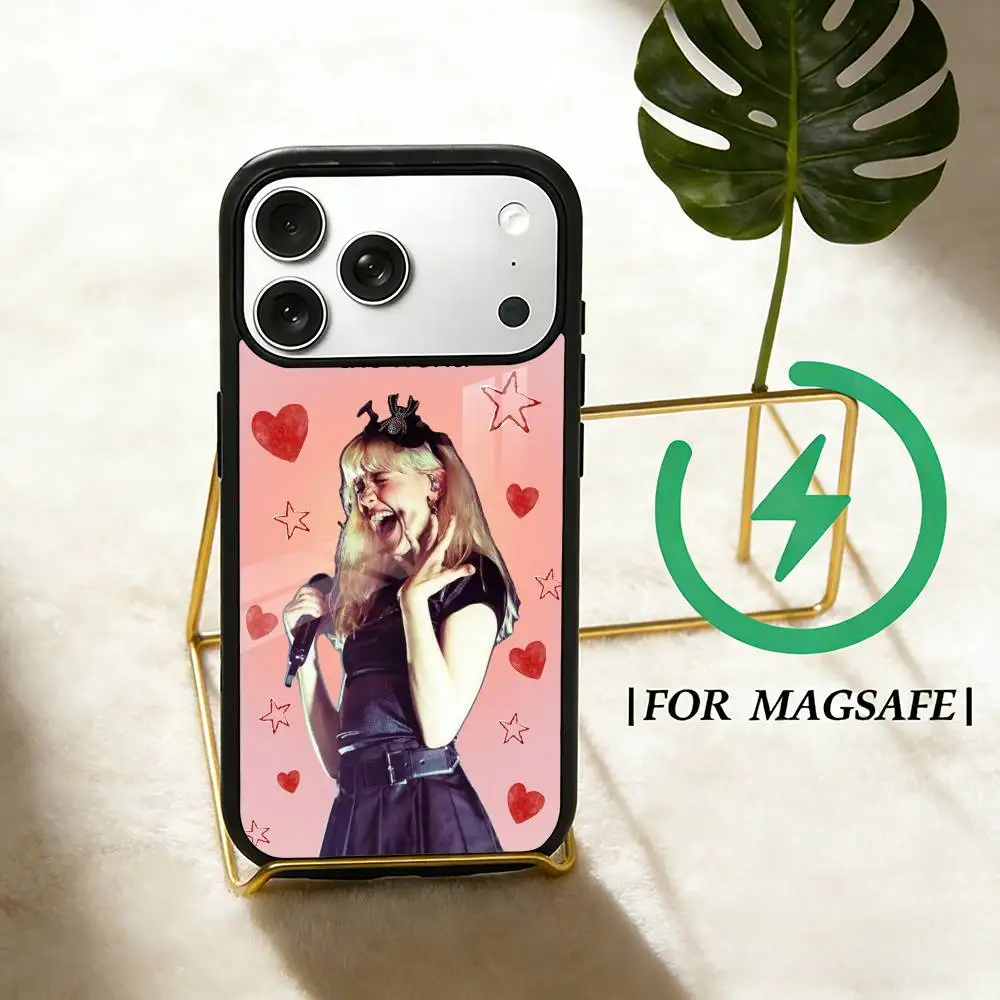 Фото Чехол для телефона Singer M-Maisie Peters для iPhone 17,16,15,14,13,12,Plus,Pro,Max с магнитной беспроводной зарядкой Magsafe №3