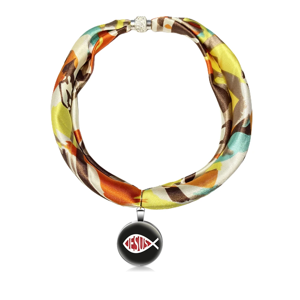 

Designer Pendant Necklace Silk Scarf Bohemia Women Hijab Foulard Female Accessories Gift Fish Printing