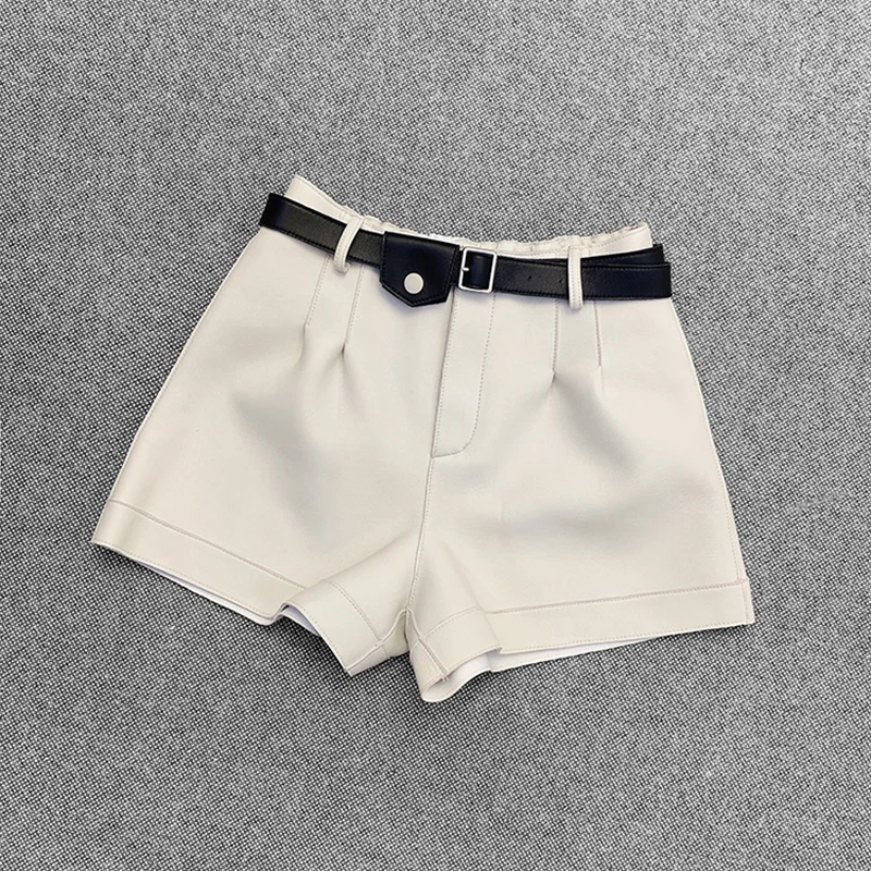 2023 Leather Pants Lady Sexy Mini Pants Genuine Sheepskin Leather Spring Autumn High Waist Female Short Pants TF3929