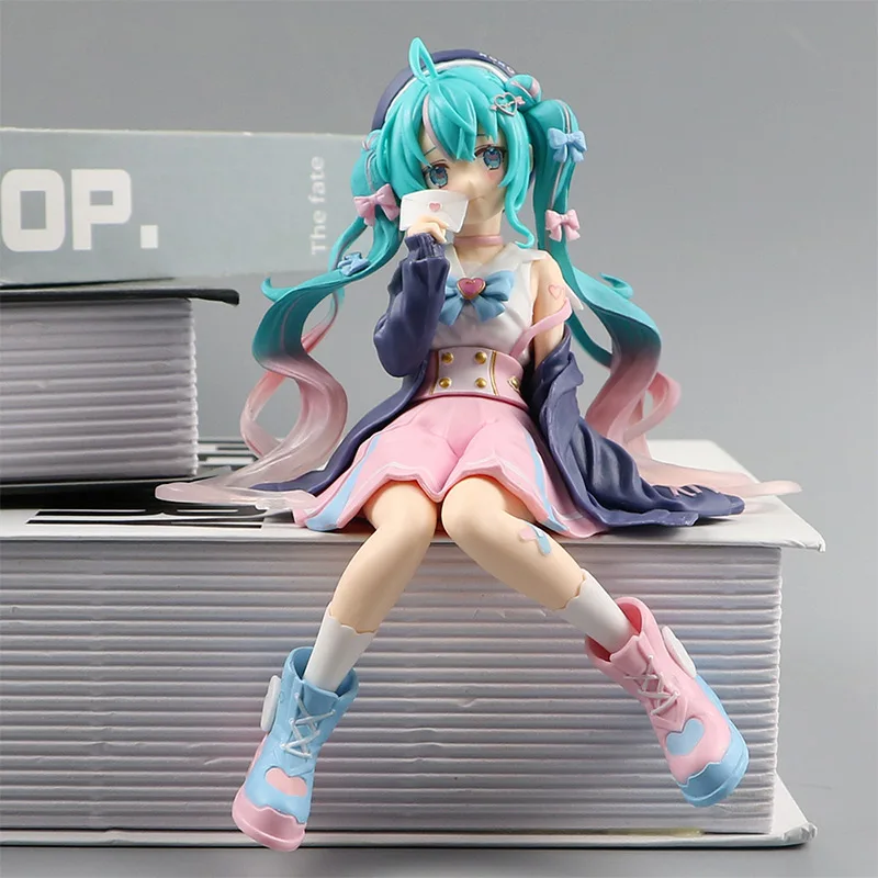 

New Anime Hatsune Miku 14cm Virtual Singer Manga Statue Figurines Model Toys Computer Desk Cake Decoration Cute Toys