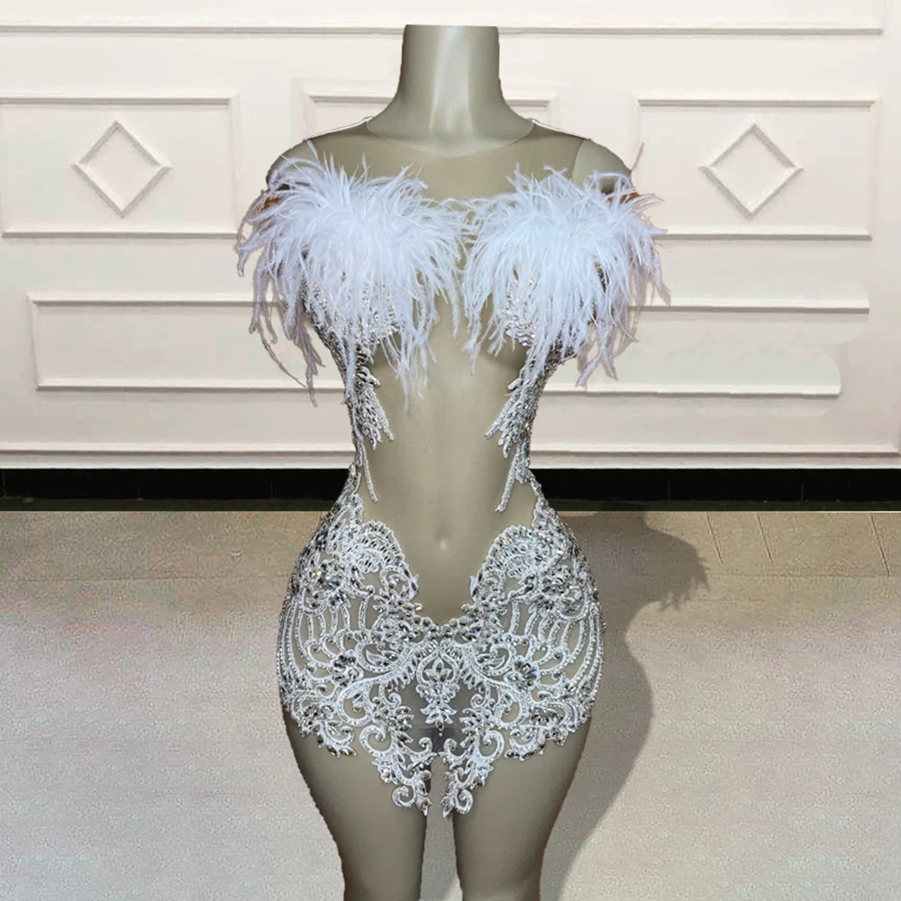 

Sexy See Through Short Prom Dresses for Birthday Party 2022 Beaded Appliques Feathers Black Girls Mini Cocktail Gowns