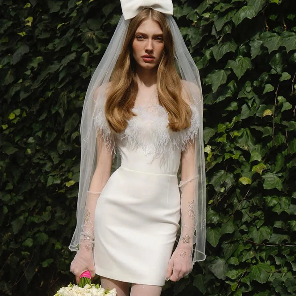 

Strapless White Satin Dress With Feather Elegant Women's Dresses For Wedding Party 2022 Mini Female Dress Custom Made Gowns