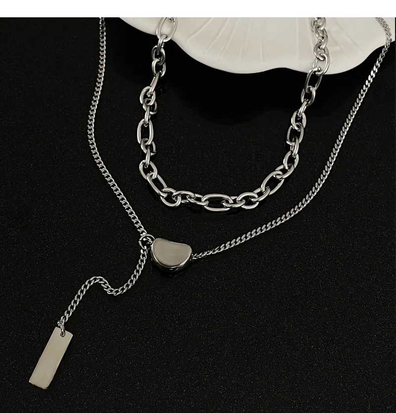 

Design Sense Double Layer Necklace Female Hip Hop Light Luxury Simple Titanium Steel Colorless Collarbone Chain