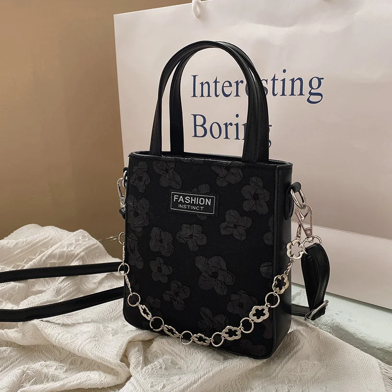 

Mini Tote Bag For Women 2023 Luxury Designer Handbag Pleated Design Appliques Decor Pouches Ladies Crossbody Bags Bolso Mujer