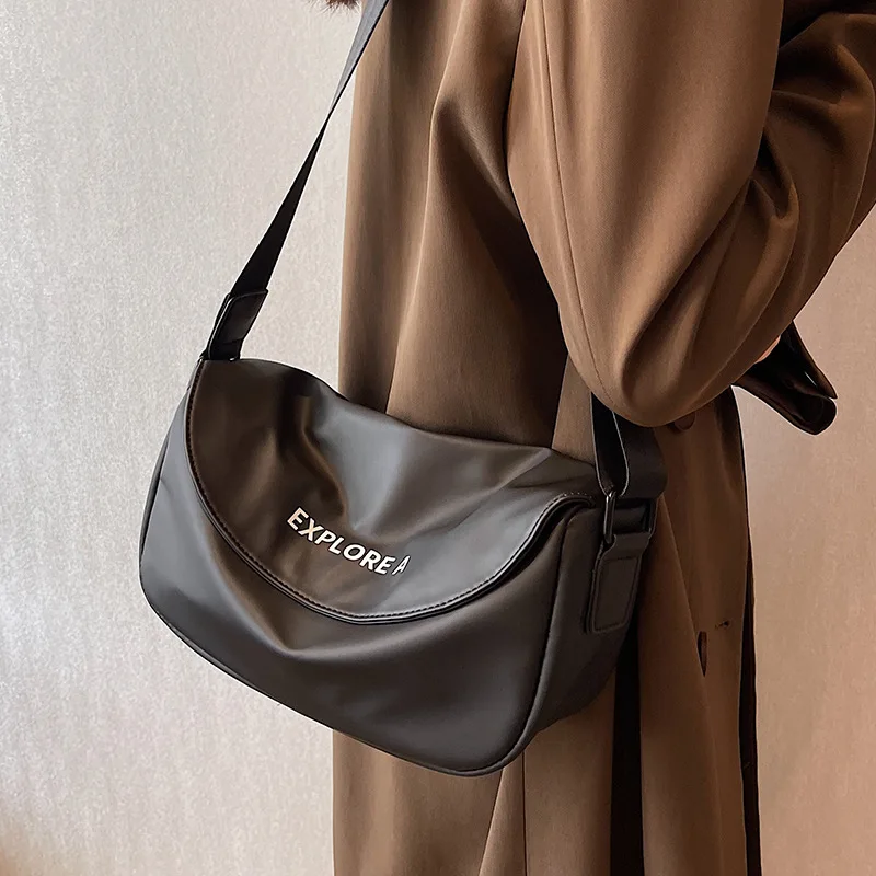 Solid Color PU Chest Pack Women Trend Retro Texture Shoulder Bags Portable Crossbody Bag Simple Multi-function Versatile Satchel