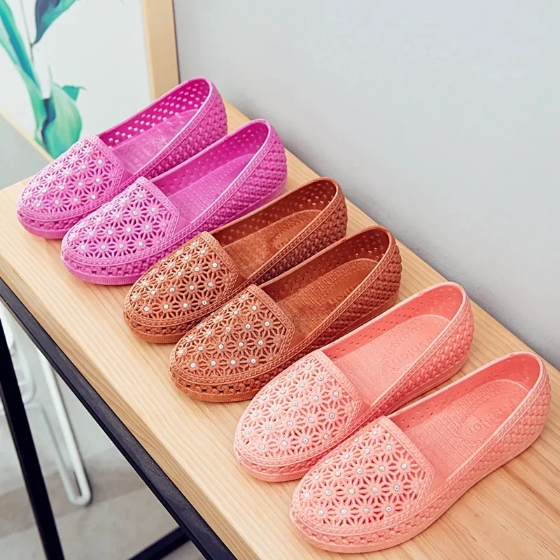 Hollow Out Flats Women Shoes Slip on Casual Nurse Shoes Summer Loafers Female Sandals Shallow Beach Breathable Zapatos