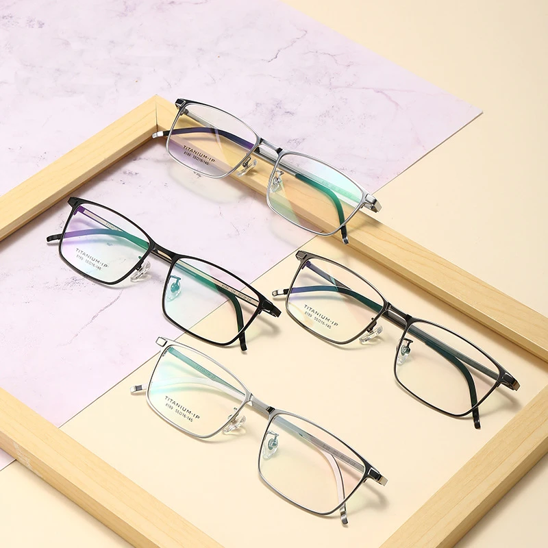 New Titanium Stylis Eye Glasses Frame Fashion Wholesale Square Optical Clear Eyeglasses Men Women Spectacles Fill Prescrption
