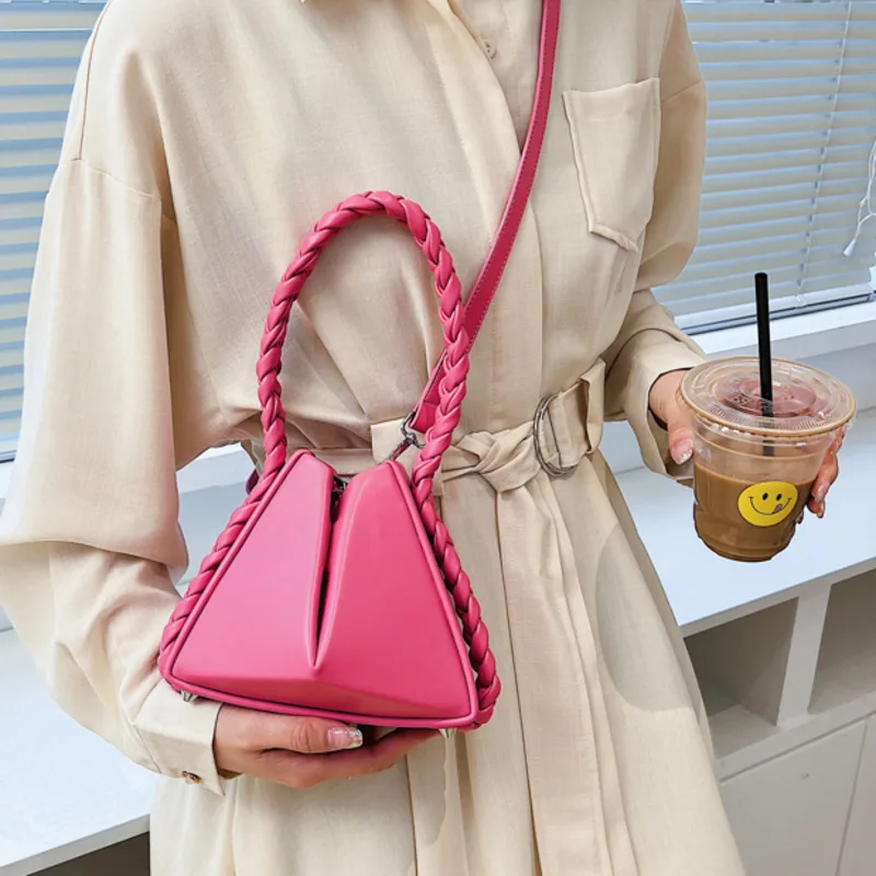 

Rope Handle 2022 Luxury Women New Fashion Brand Designer Triangle Handbag Ladies Shoulder Crossbody Sling Bag Cute Tote