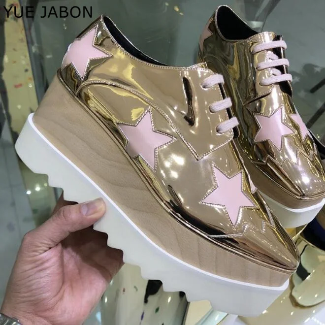 Женские туфли из натуральной кожи бежевые повседневные на танкетке толстой