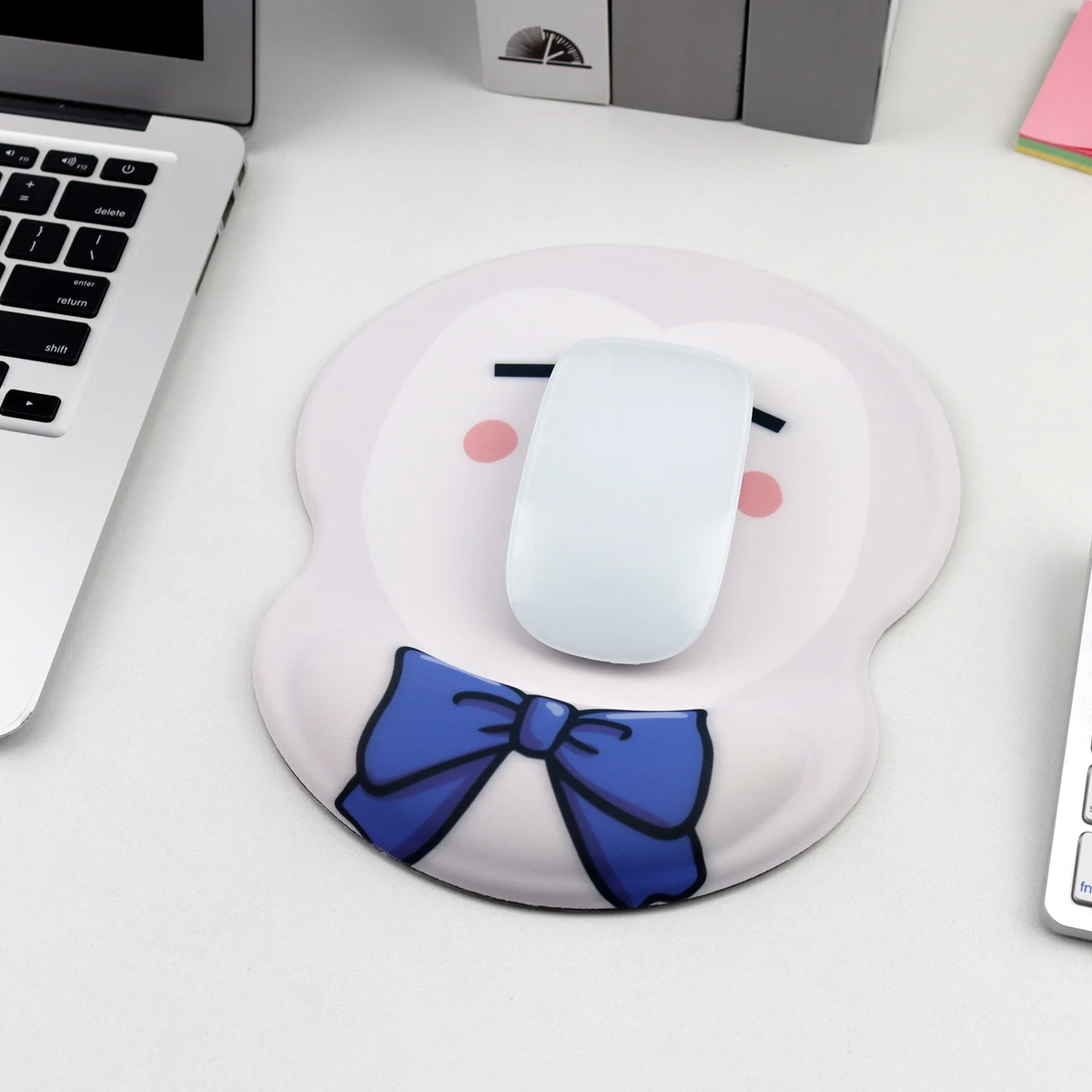 

Viviration Kawaii Anime Mousepad With Wrist Rest Gaming Accessorie Rubber Anti-Slip Slim Soft Mat Home Office Desk Play Carpets