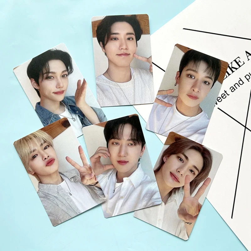 

8PCS/Set Kpop STRAY KIDS New Album MAXIDENT LOMO Cards HD Printed Photocards Postcard Photo Cards for Fans Gift Collection Card