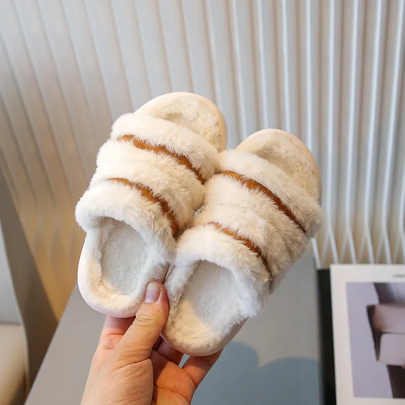 Детские тапочки с мехом открытый носок модная Уличная обувь для девочек мягкая