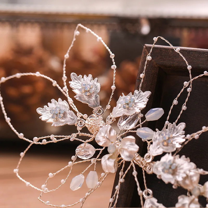 

Crystal leaf exquisite bridal headband hand-woven bridal headdress wedding accessories
