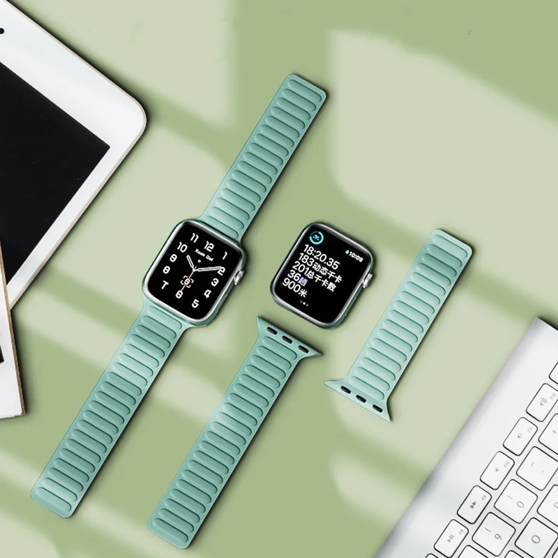 Silicone Link Strap Magnetic Loop for Apple Watch Band 44mm 40mm iWatch Series 8 7 6 SE 5 4 3 Sport Bracelet 42 41 45 49mm Ultra