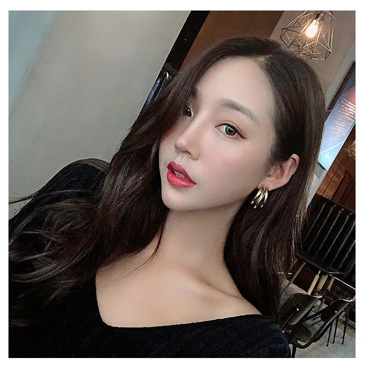 

S925 silver needle cold wind C-shaped multi-layer small ear stud earrings geometric metal texture earrings