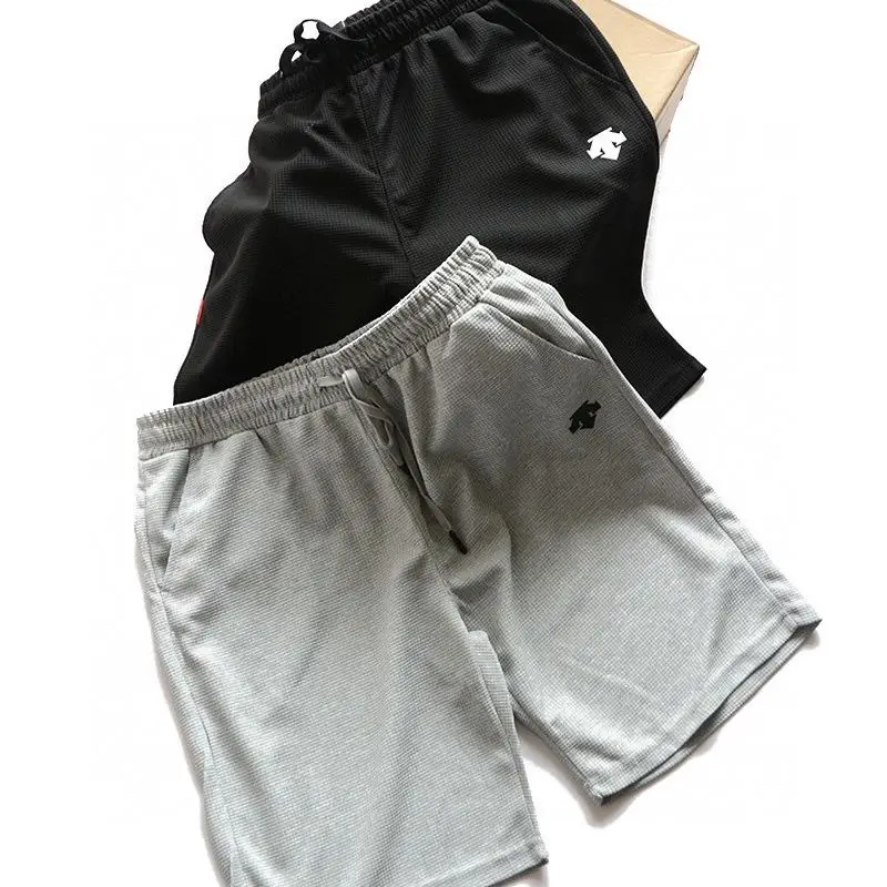 

Мужские брюки для гольфа, летняя спортивная одежда для гольфа, быстросохнущие дышащие Стрейчевые короткие брюки для мужчин