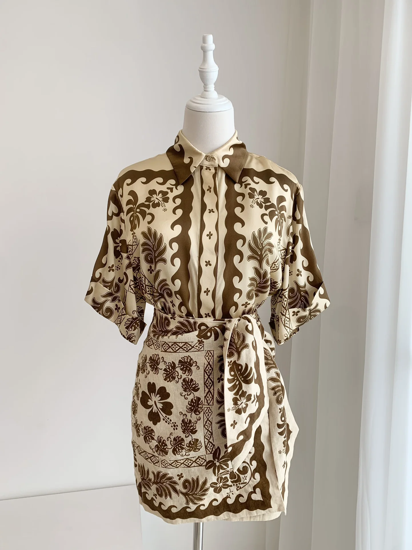 

Women Blouse Printed Turn-down Collar Single Breasted Short Sleeve Loose Or Shorts Lace Up Beach Style