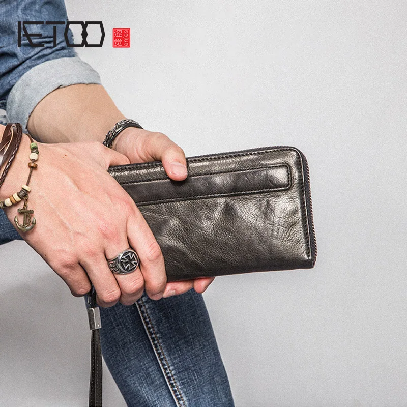 

AETOO Handmade vintage men's wallets, long zippered sheepskin wallets, trendy men's leather clutches
