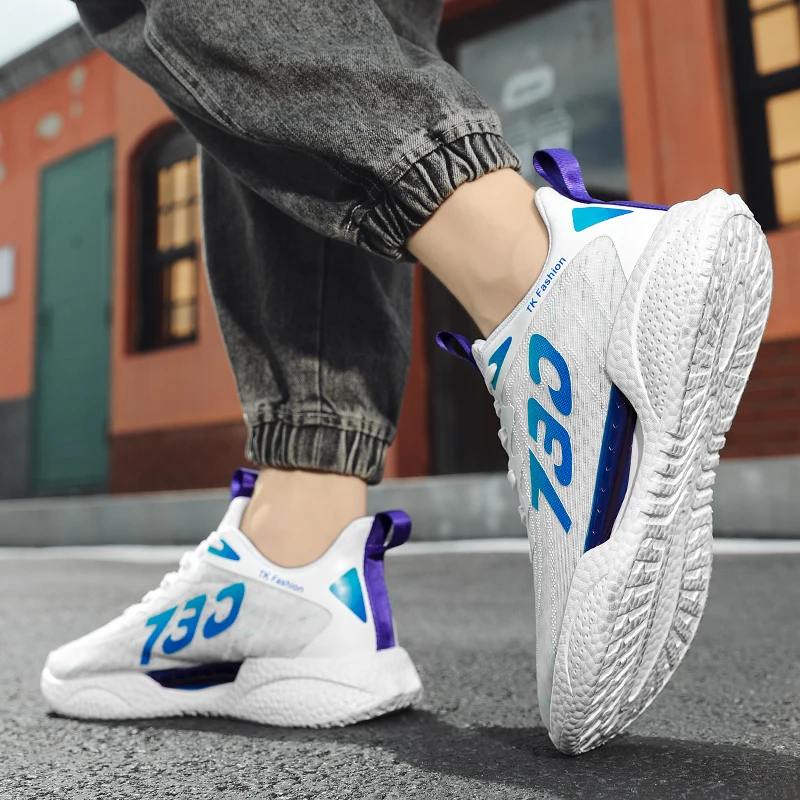 2022 New Men's Sports Shoes Flying Woven Luminous Men's Running Shoes Outdoor Breathable Non Slip Sports Shoes Mens Sneaker