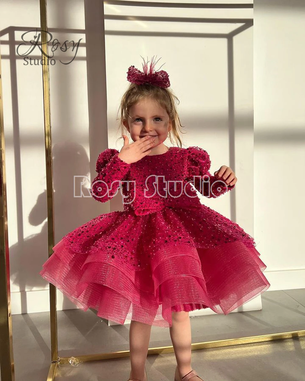 Стильные вечерние платья цвета фуксии для девочек мини-жемчужный бант пышные