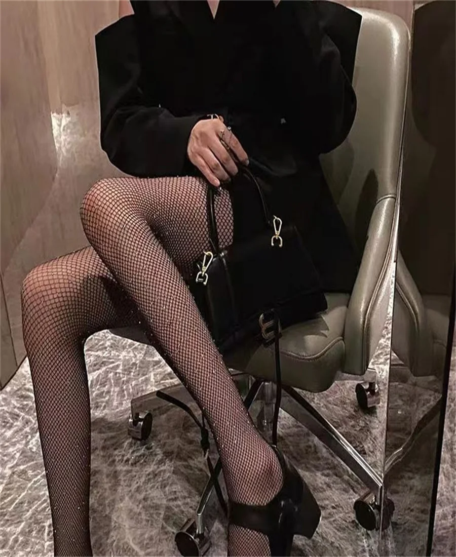 

New black silk stockings with diamond women's net stockings sexy temptation thin anti hook silk JK bottoming socks