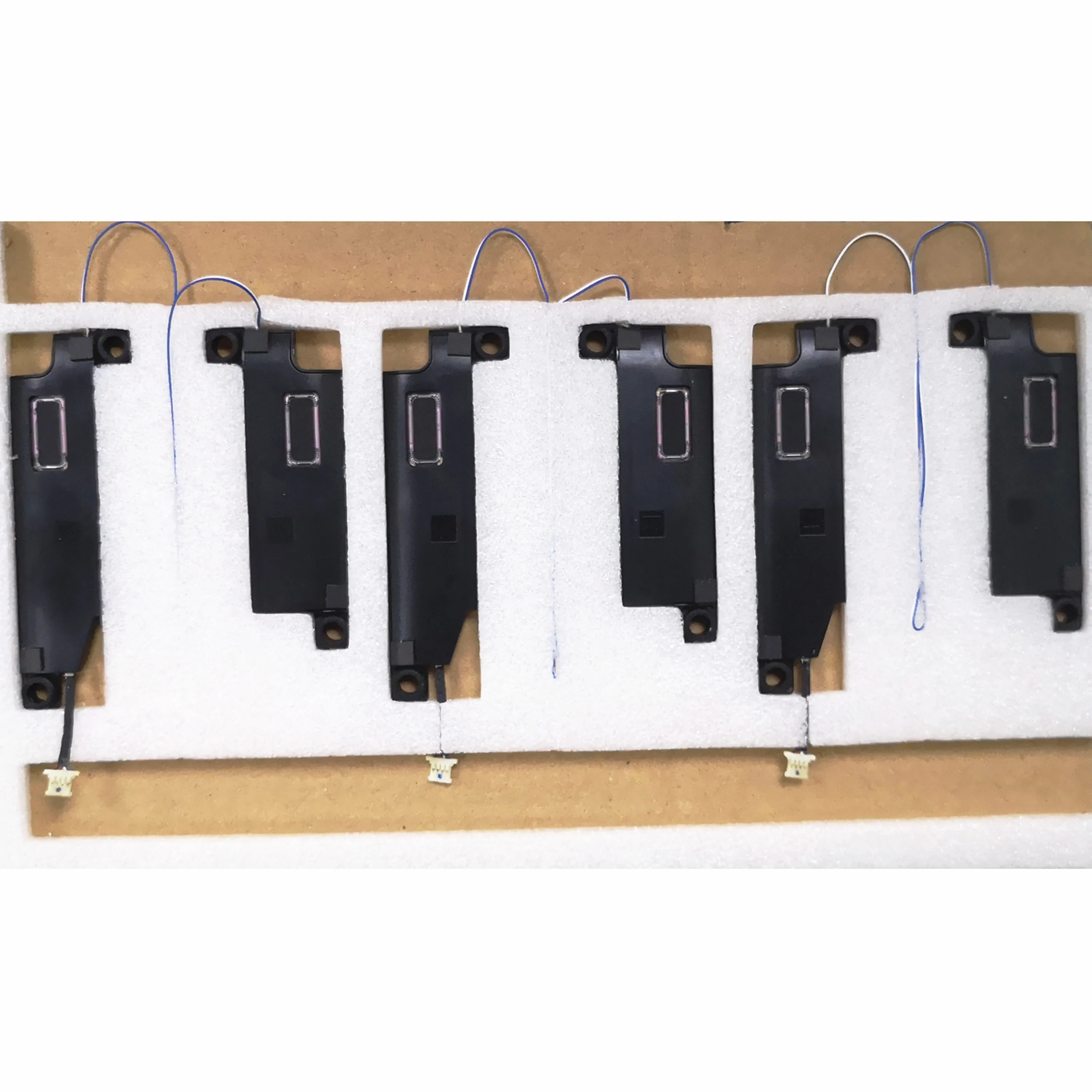 Новый оригинальный встроенный динамик для Lenovo IdeaPad 710S-13 710S-13ikb 710S-13isk 5SB0K81000 100%