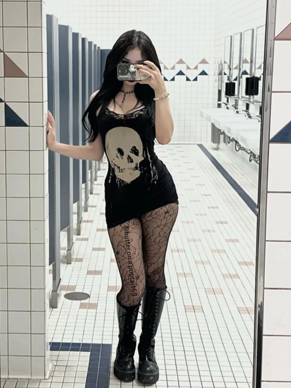 Фото Женское облегающее платье в стиле Dark Alt Hot Girl, сексуальное черное платье с принтом черепов, готическое платье-комбинация Y2K Gyaru E-girls, мини-платье для женщин на лето №3