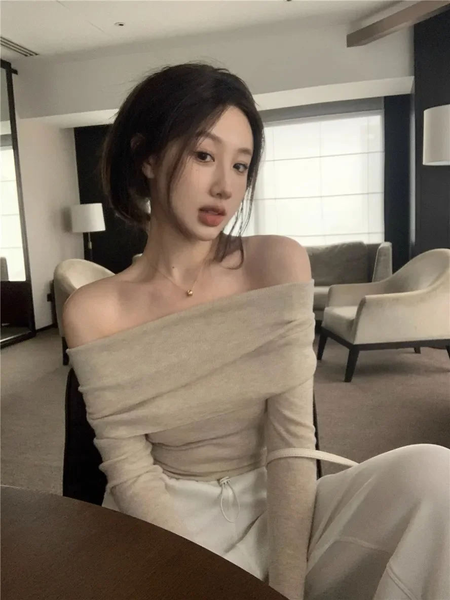 Женский осенний облегающий базовый слой цвета хаки с открытыми плечами и