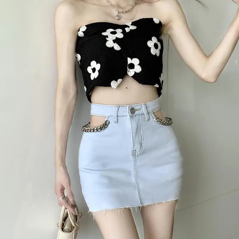 

Sexy Black Blue Denim Skirts Y2K Girls Korean Summer High Waist Stretch Side Hollowed Out Chains Mini Skirt Women