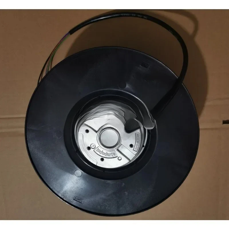 Внешний вентилятор/19/51/12/40/10/36 230V