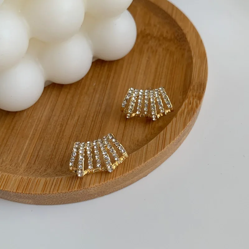 Многослойные полные хрустальные серьги, минималистичные серьги с короной для женщин, аксессуары, модные женские универсальные серьги