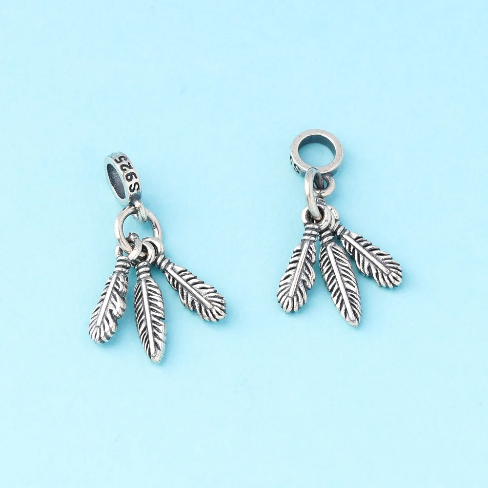 Серебряная подвеска с перьями CKNZ S0988