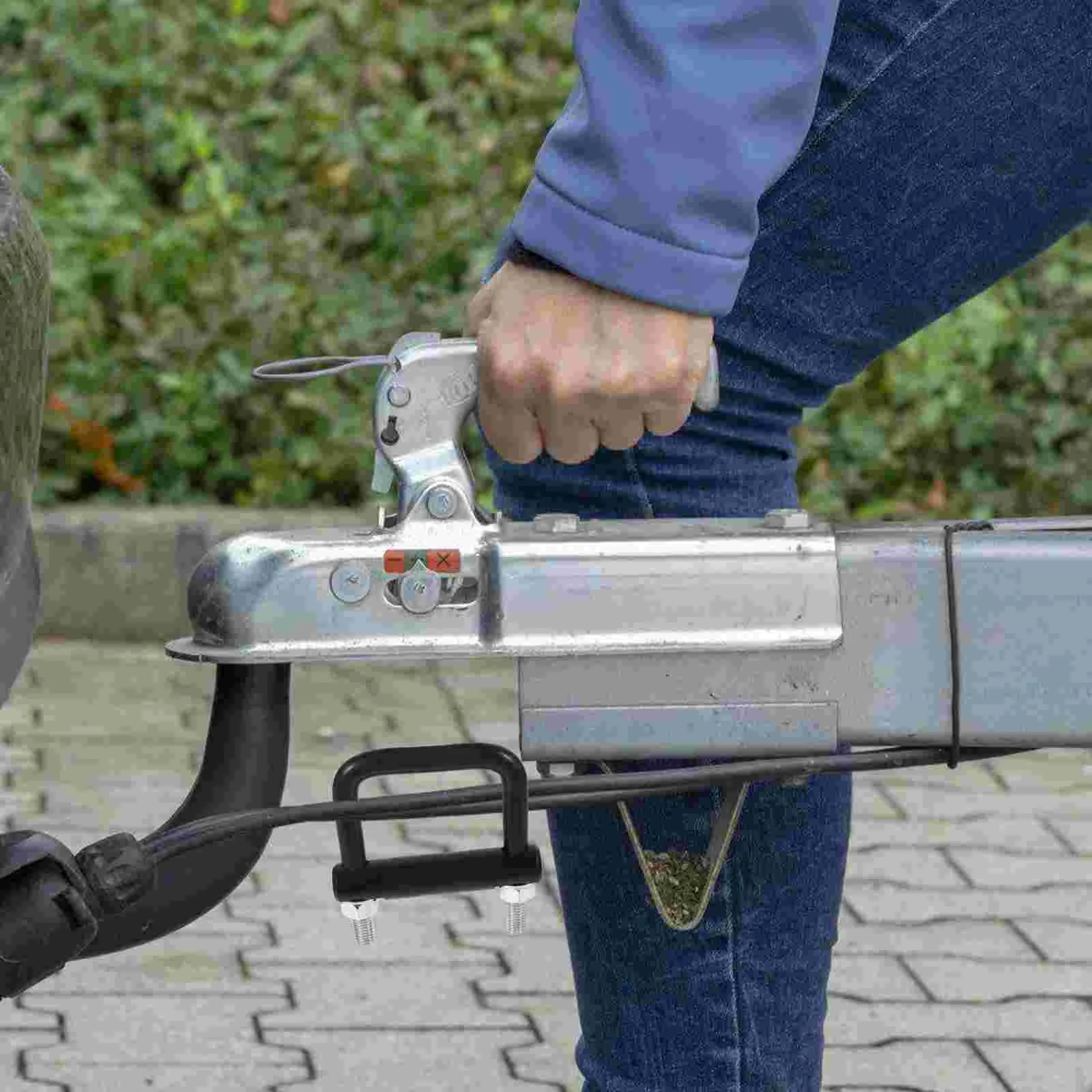 Рисунок 3 - Зажим для сцепки