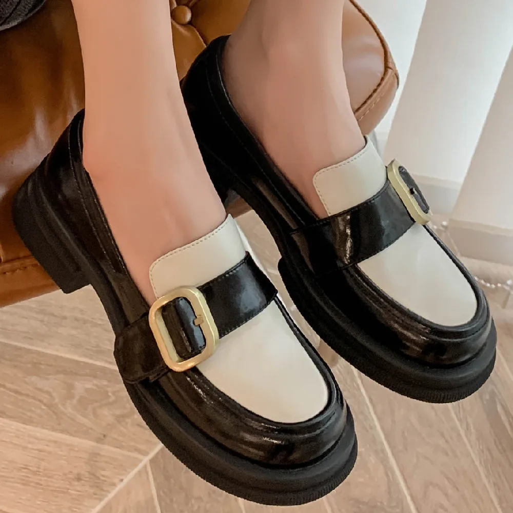 

Туфли женские из натуральной кожи, толстая подошва, платформа, плоская подошва, лоферы, удобные мягкие, с металлическим ремешком, повседневн...