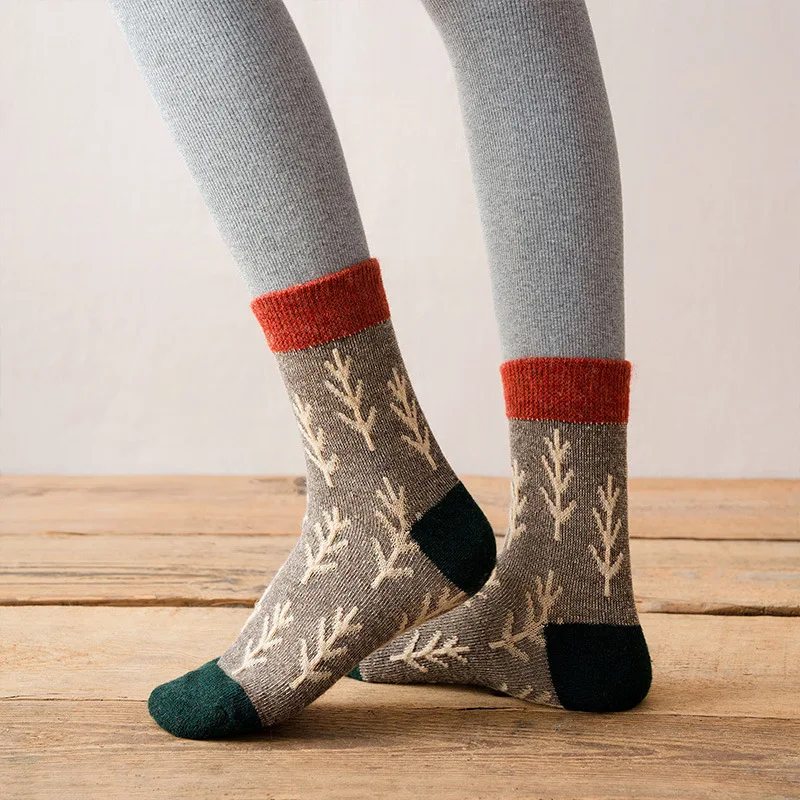 

Носки шерстяные женские в Корейском стиле ретро, рождественские милые и забавные женские носки для женщин, подарки, белые носки, женские носки