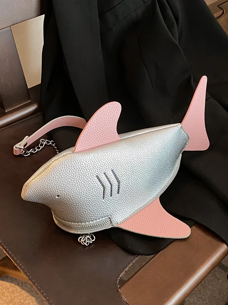 

2023 Original Personalized Cartoon Animal Shape Shark Crossbody Women's Bag Fashion New Creative Designer Shoulder Bag For Women
