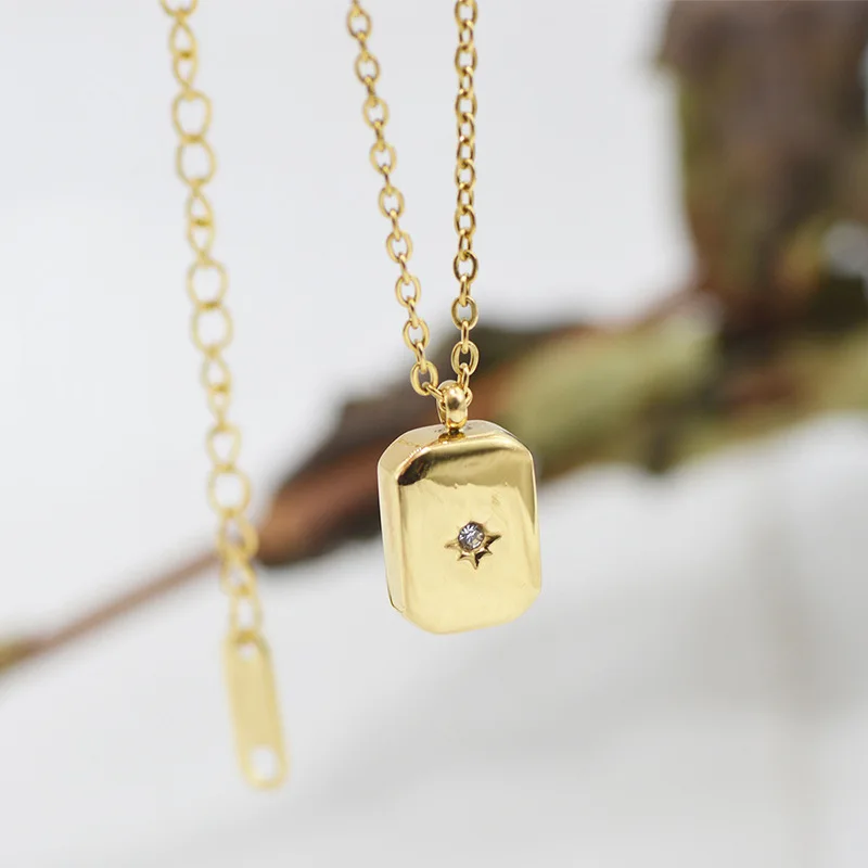 

Women Geometric Stainless Steel Necklace Gold Color Plated Hexagram Star Square Pendant Necklace Girls Fashion Street Jewelry