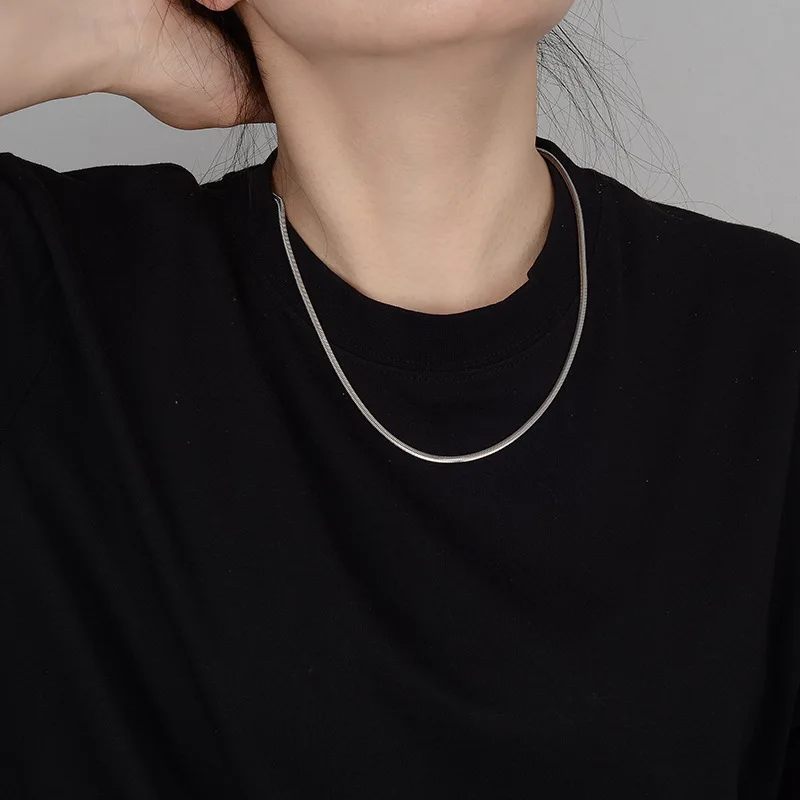 

New Slim Fitting Cool and Fashionable Hip Hop Jewelry Snake Bone Collarbone Chain Personalized Neck Necklace Accessories