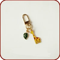 cute giraffe leaf keychain lovers girlfriends key ring mobile phone rope bag pendant airpods protective cover hanging buckle