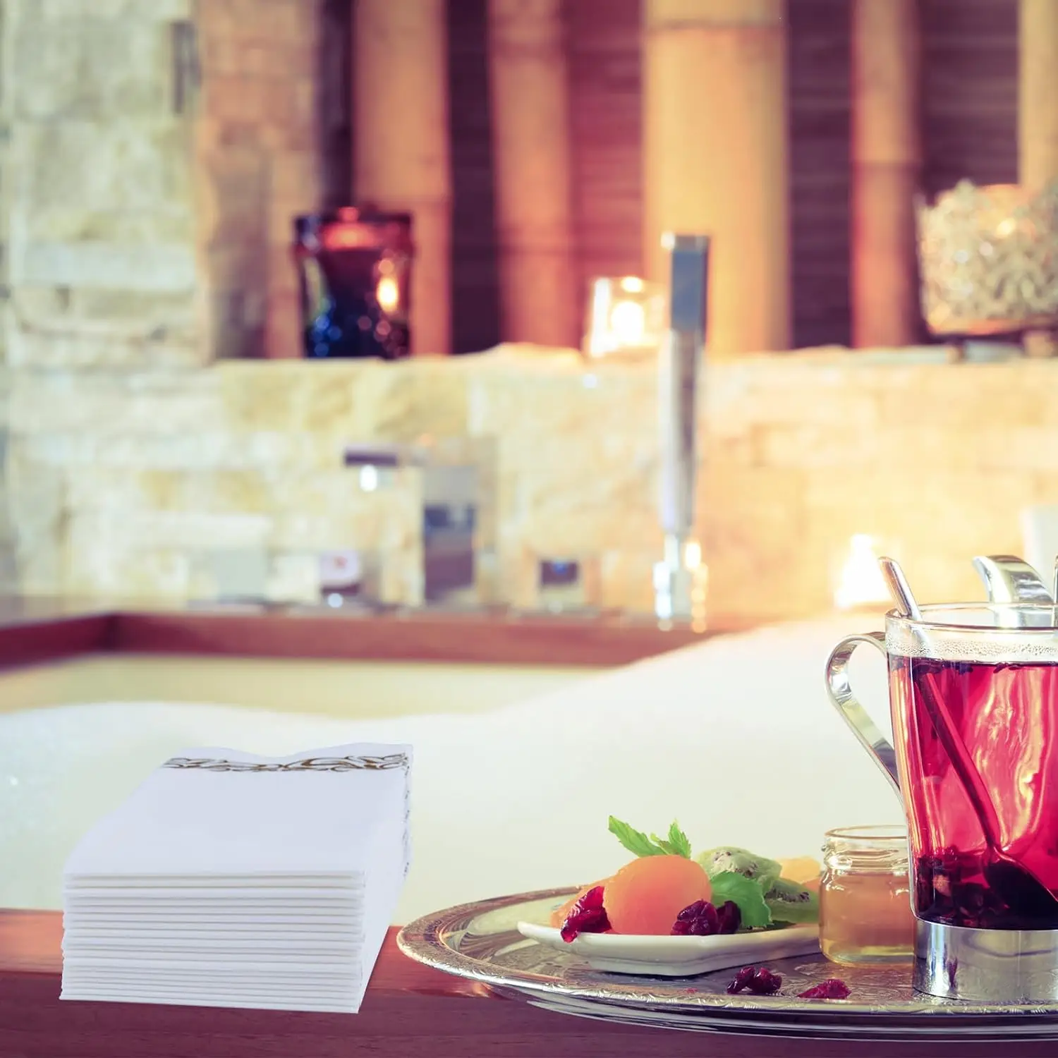 Одноразовые белые бумажные салфетки