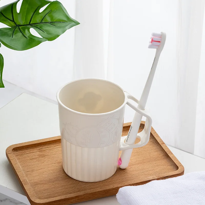 

Household Mouthwash Cup Couple Toothbrush Cup Plastic Wash Cup