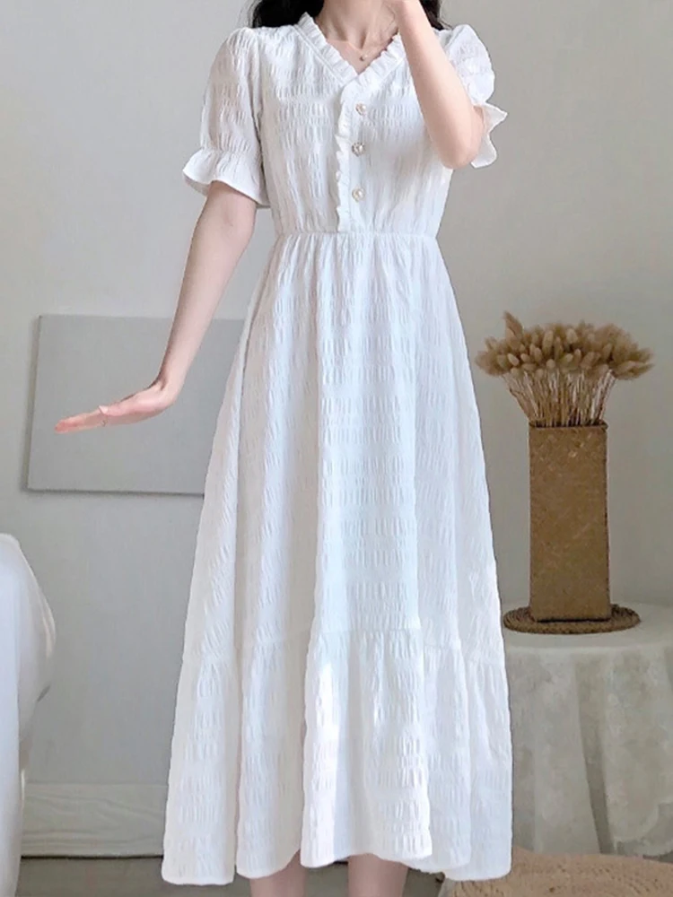 

Женское шифоновое платье с коротким рукавом, элегантное белое винтажное платье-трапеция во французском стиле с V-образным вырезом, корейска...