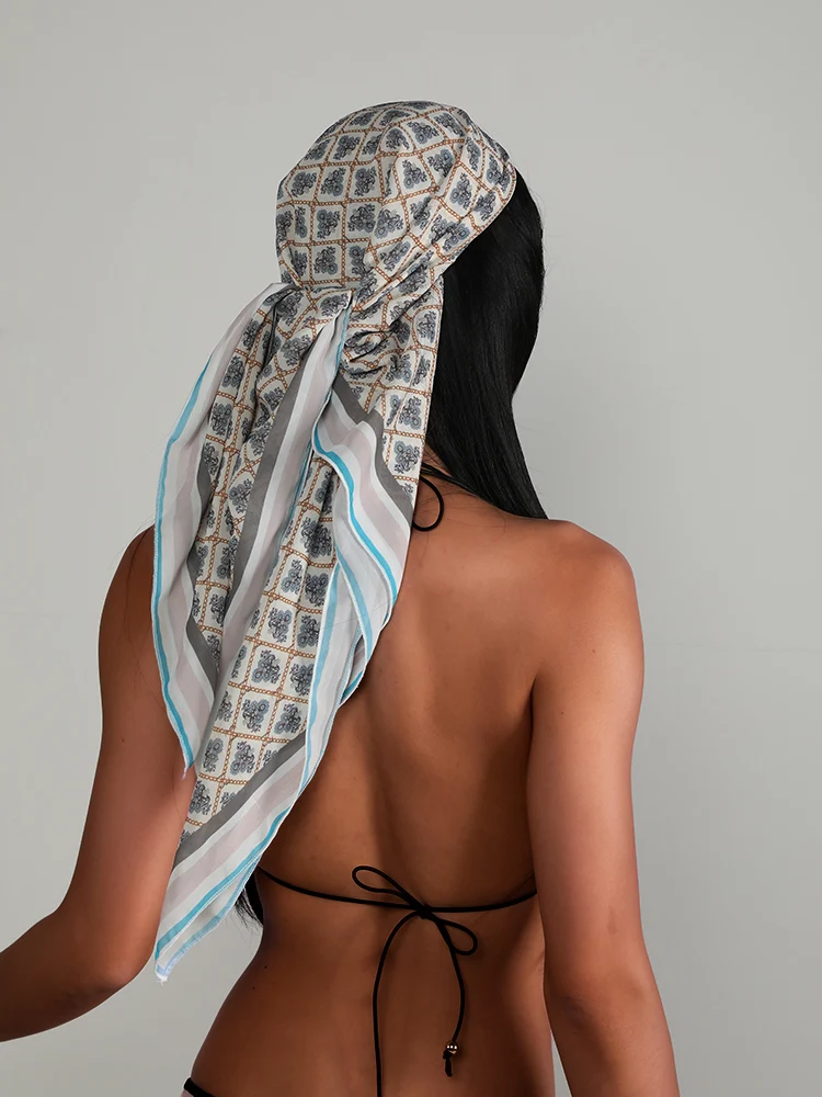 Женская накидка на бикини