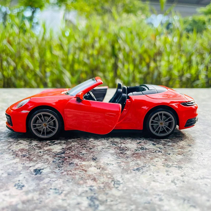 Литая под давлением металлическая модель автомобиля Porsche Carrera Cayman MSZ формула для