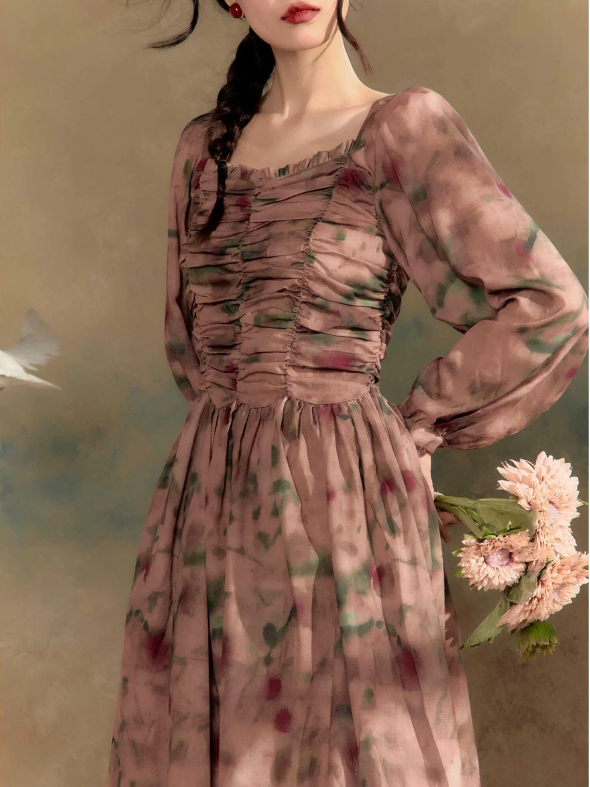 Джо и цветочная бутылка | Осеннее новое французское платье с квадратным