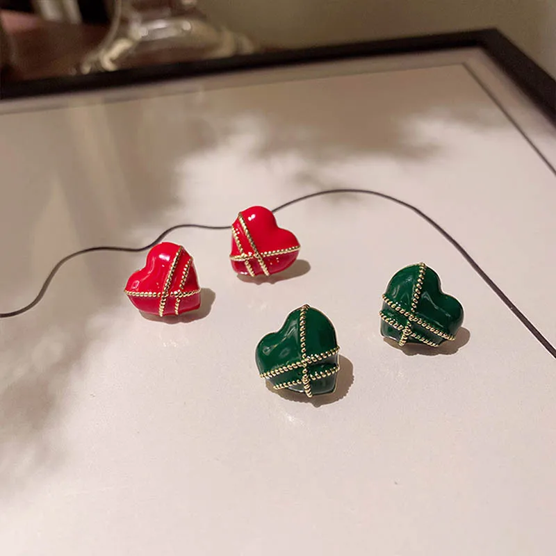 

Fashion Fresh Heart-shaped Small Earrings Girl Cute and Sweet Daily Wear Earrings Earrings for Teens Jewelry 2022