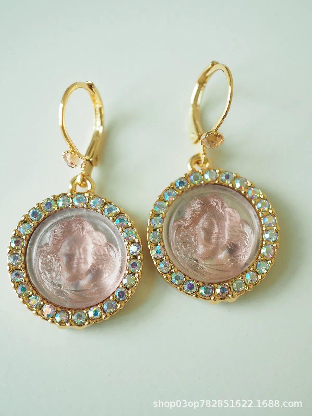 

European and American medieval sleep Angel drop earrings Vintage earrings Antique accessories