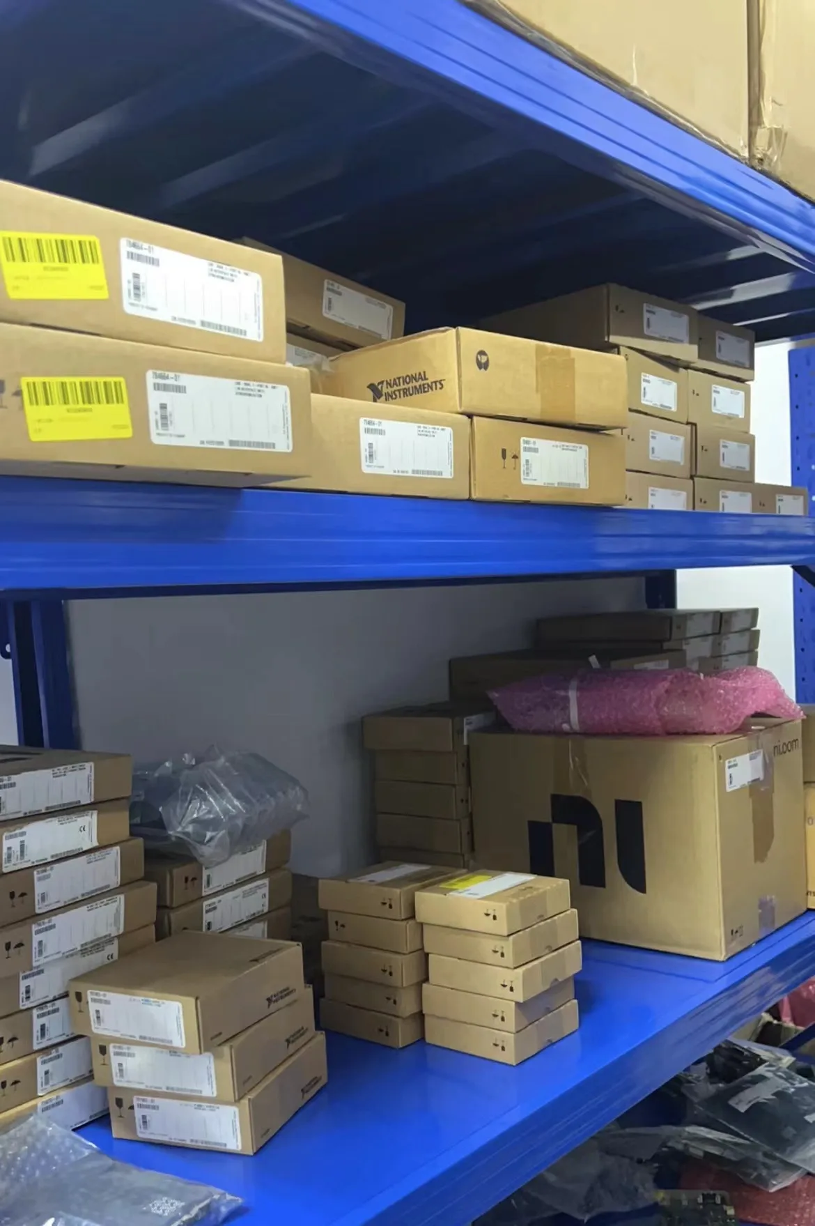 Новый контроллер NI sbRIO-9636 с одной платой аналоговый и цифровой б/у новый