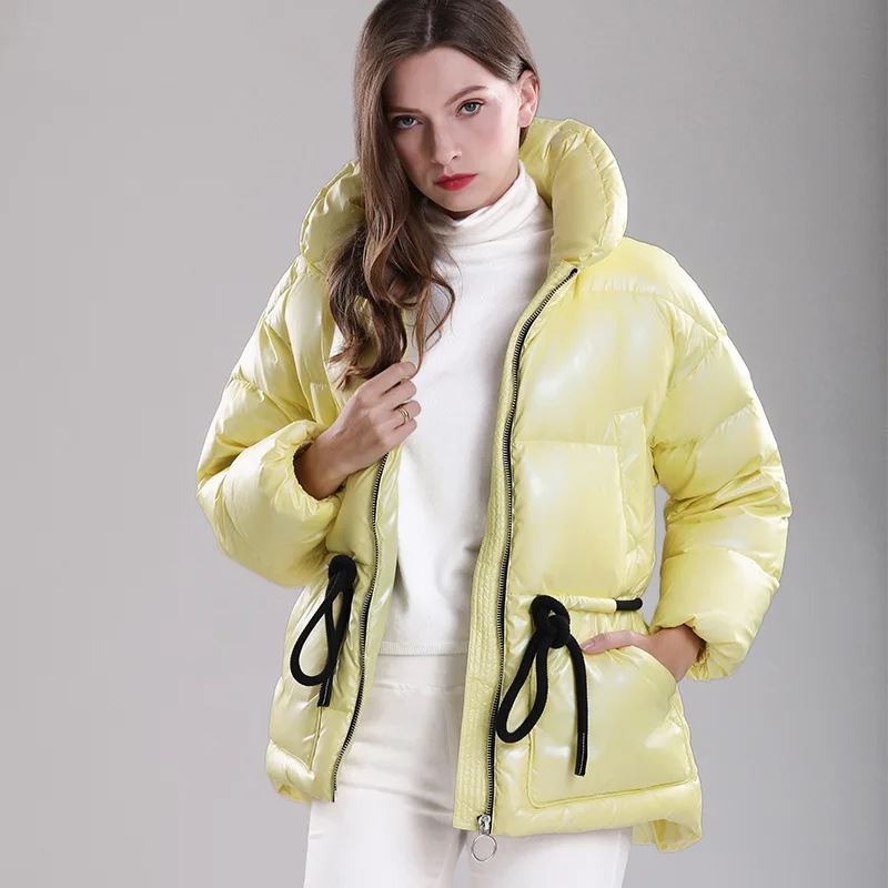 

2022 Winter New Fashion White Duck Down Jacket Women's Short Stand Collar Loose Drawstring Tie Waist Thick Warm Coat Female